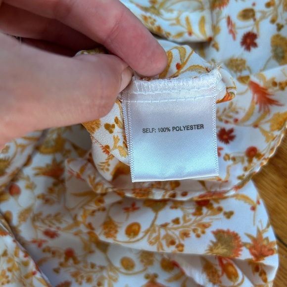 Rose & Olive Womens Button Down 2X Semi-Sheer Flutter Sleeve Floral - Picture 9 of 11